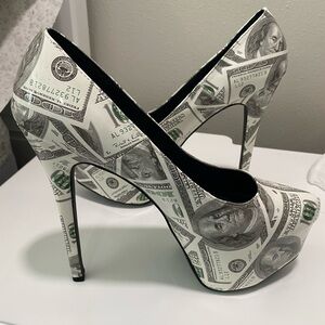 Shiekh Money Print High Heels